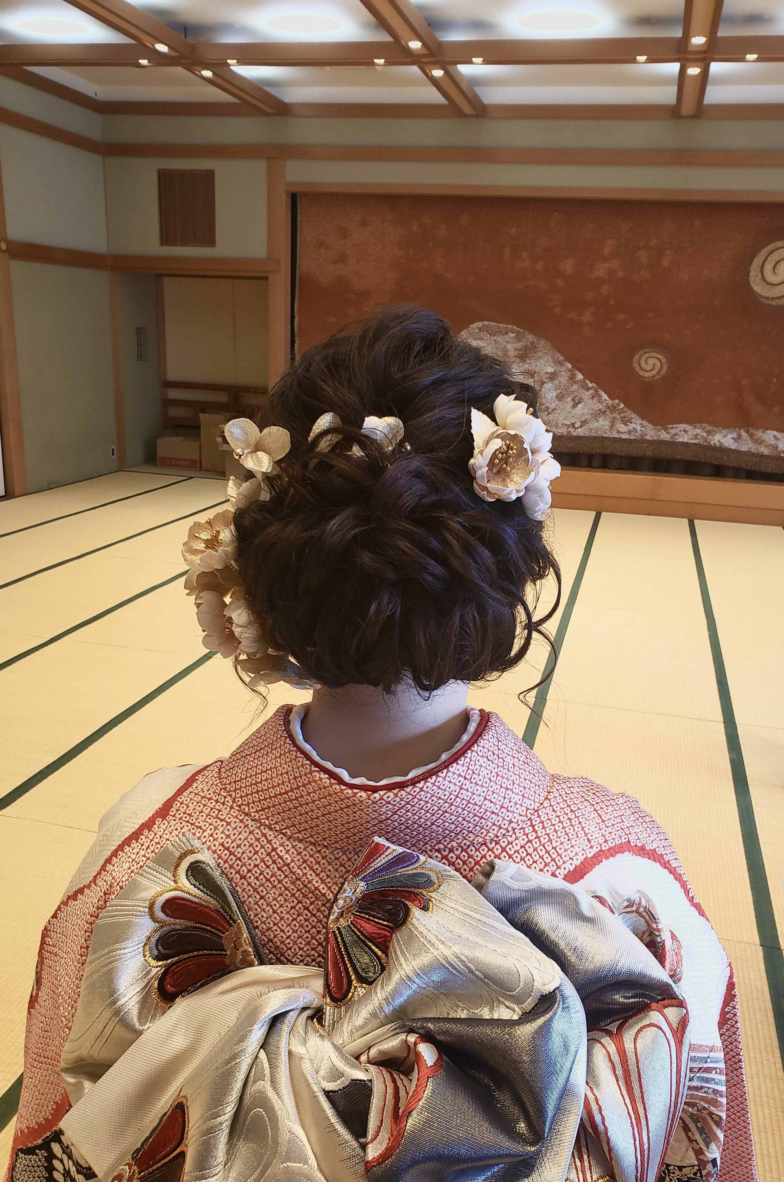 洋装のヘアスタイル