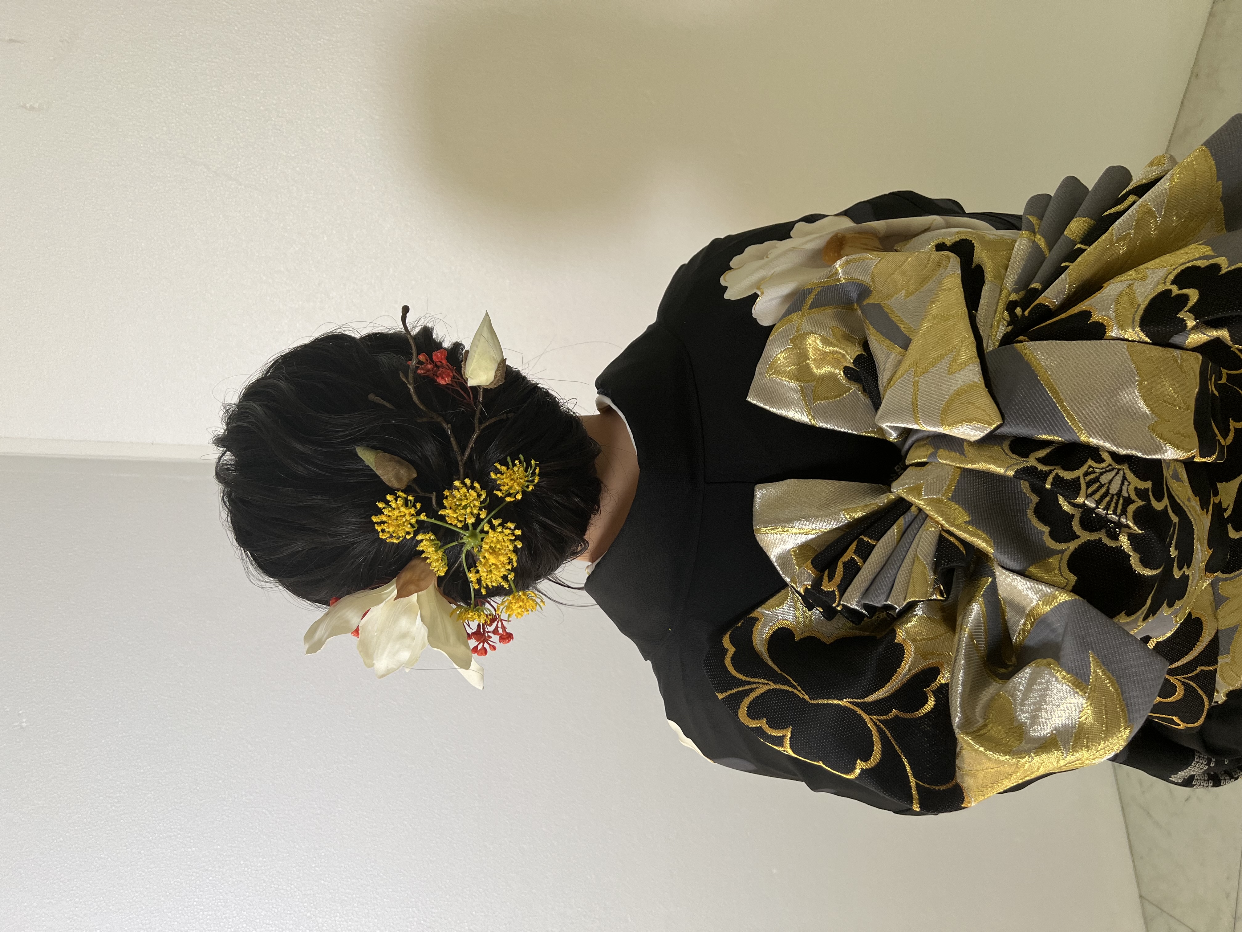 洋装のヘアスタイル