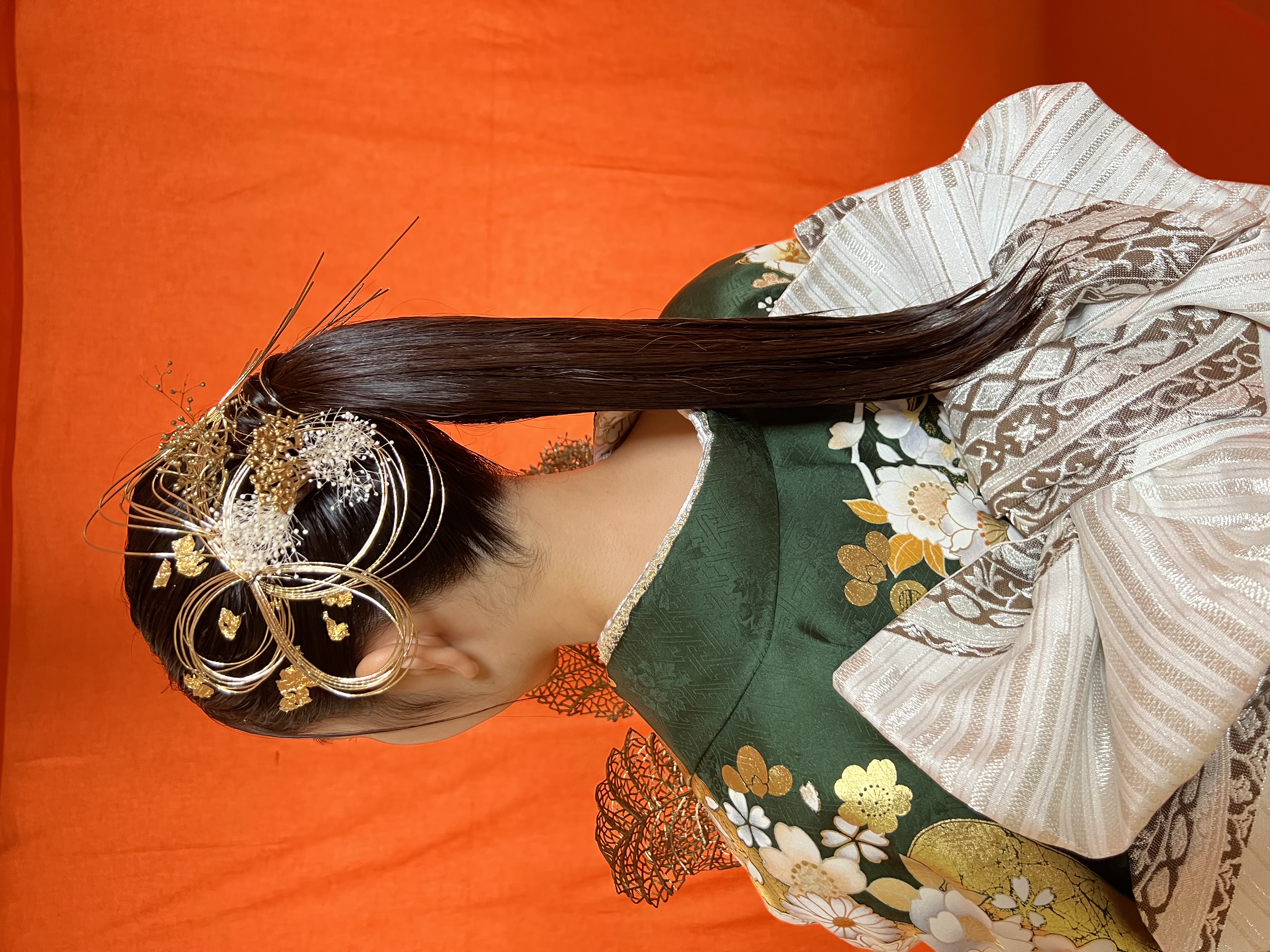 洋装のヘアスタイル